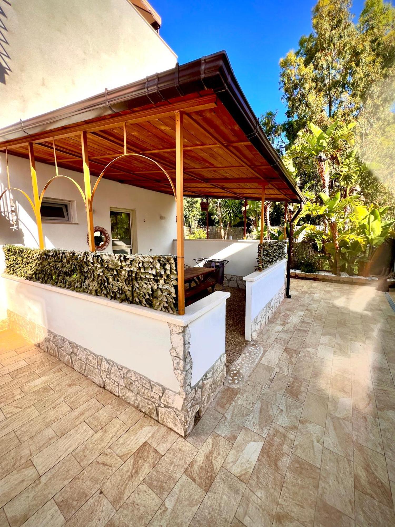 Villa Latino Вьесте Экстерьер фото
